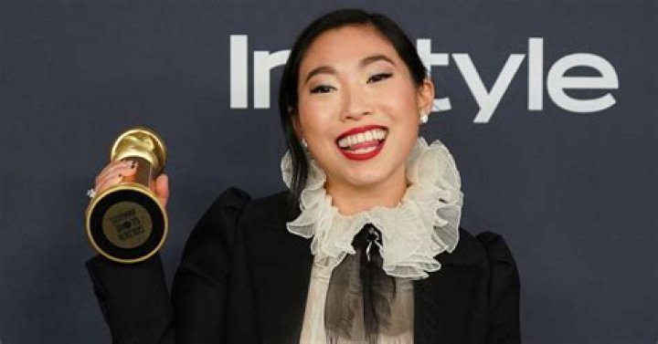 Is Awkwafina Dating? Uncovering The Truth Behind The Rumors