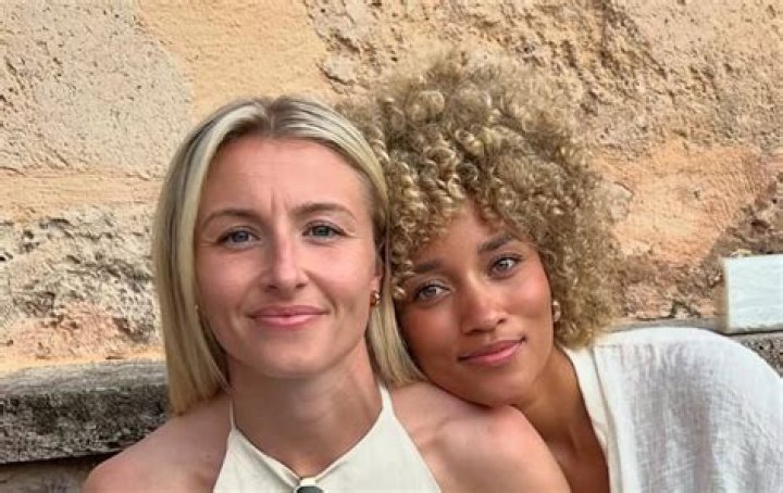 Unveiling Leah Williamson's Husband: A Deep Dive Into Their Relationship
