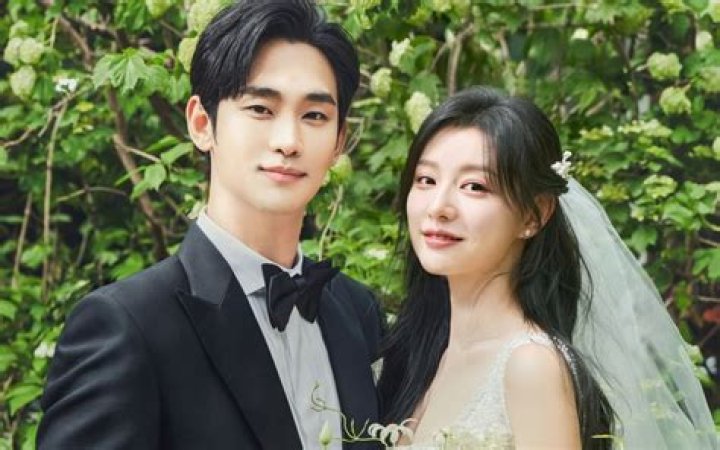 Unveiling The Friendship: Are Kim Soo Hyun And Seo Ye Ji Friends?