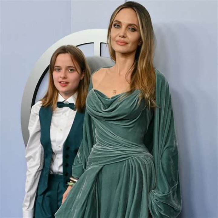 Unveiling The Truth: Was Shiloh Pitt Born A Boy Or Girl?